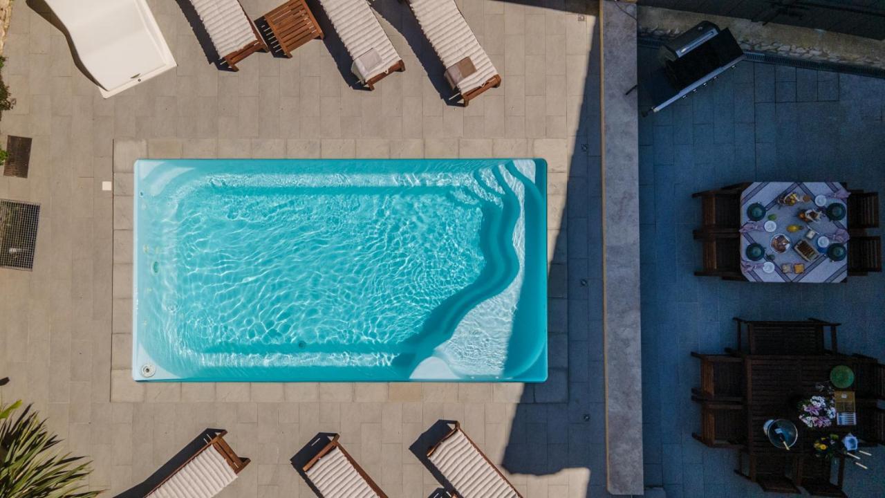 La Maison De Livia, Chambres D'Hotes, Piscine Chauffee, Proche Uzes, Nimes, Ales Sauzet  Ngoại thất bức ảnh