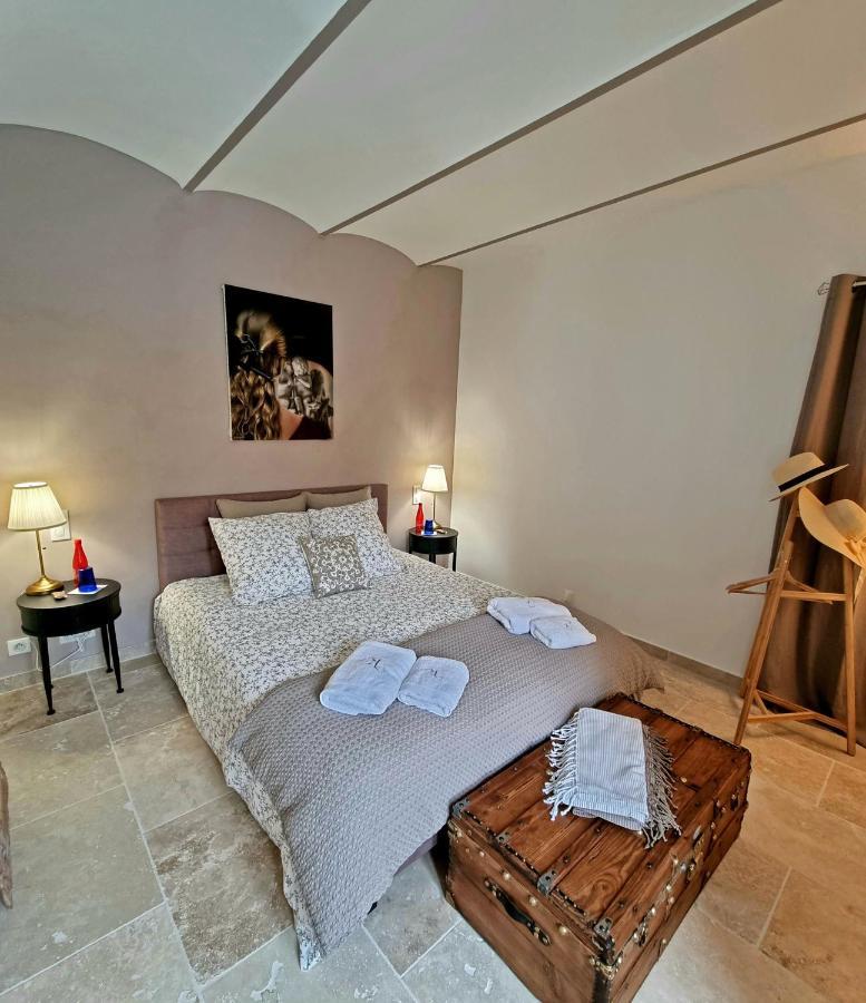 La Maison De Livia, Chambres D'Hotes, Piscine Chauffee, Proche Uzes, Nimes, Ales Sauzet  Ngoại thất bức ảnh